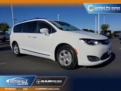 2018 Chrysler Pacifica Hybrid Touring L